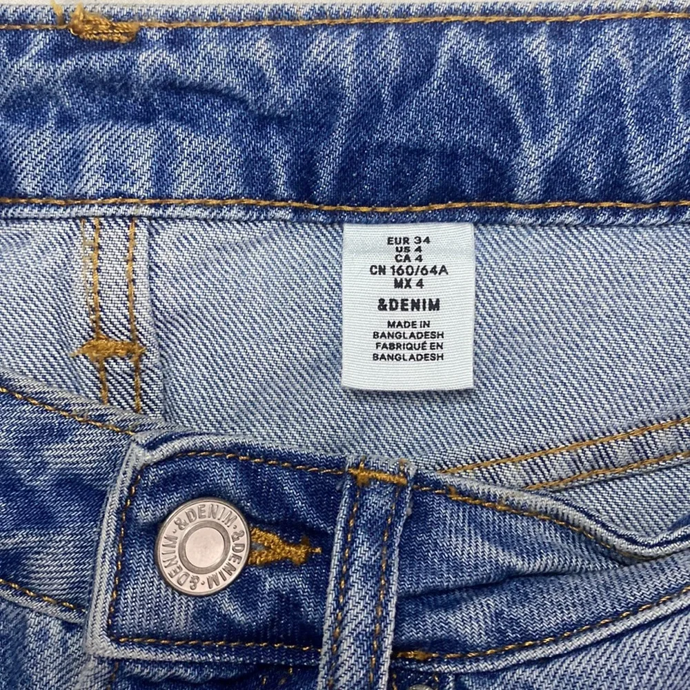 H&M denim Distressed Skirt - Picture 5 of 5